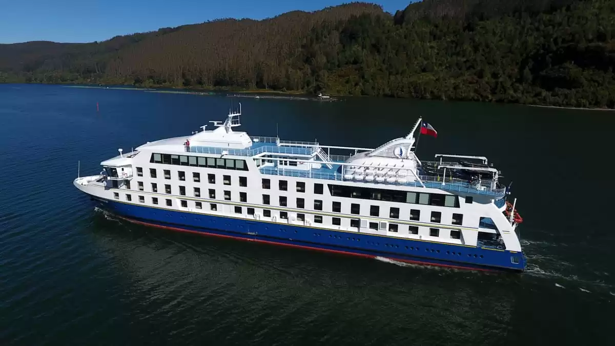 M/N Ventus Australis: aerials