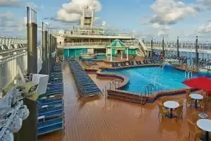 Tahitian Pool (Piscina Tahitian)