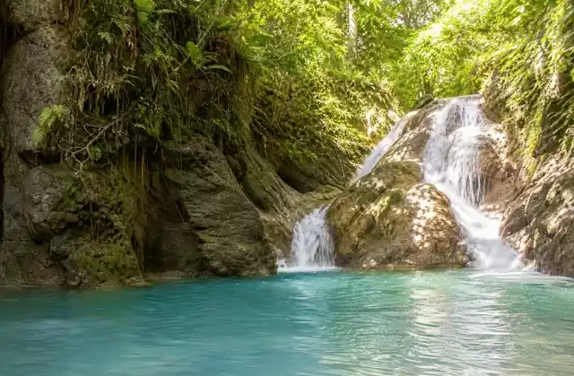 En las cascadas de Damajagua