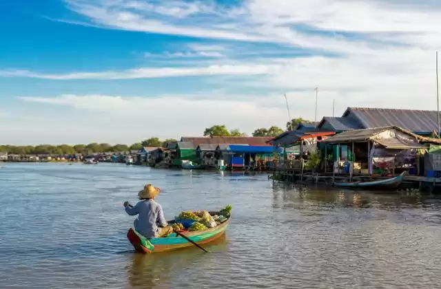 El lago Tonlé Sap y sus pueblos flotantes