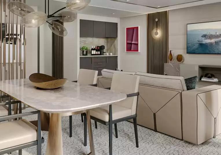 Suite Seven Seas