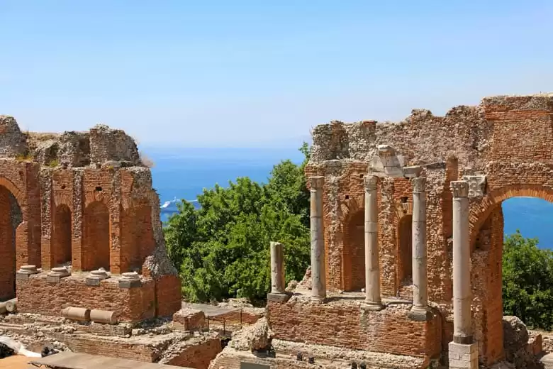 Naxos Di Giardini